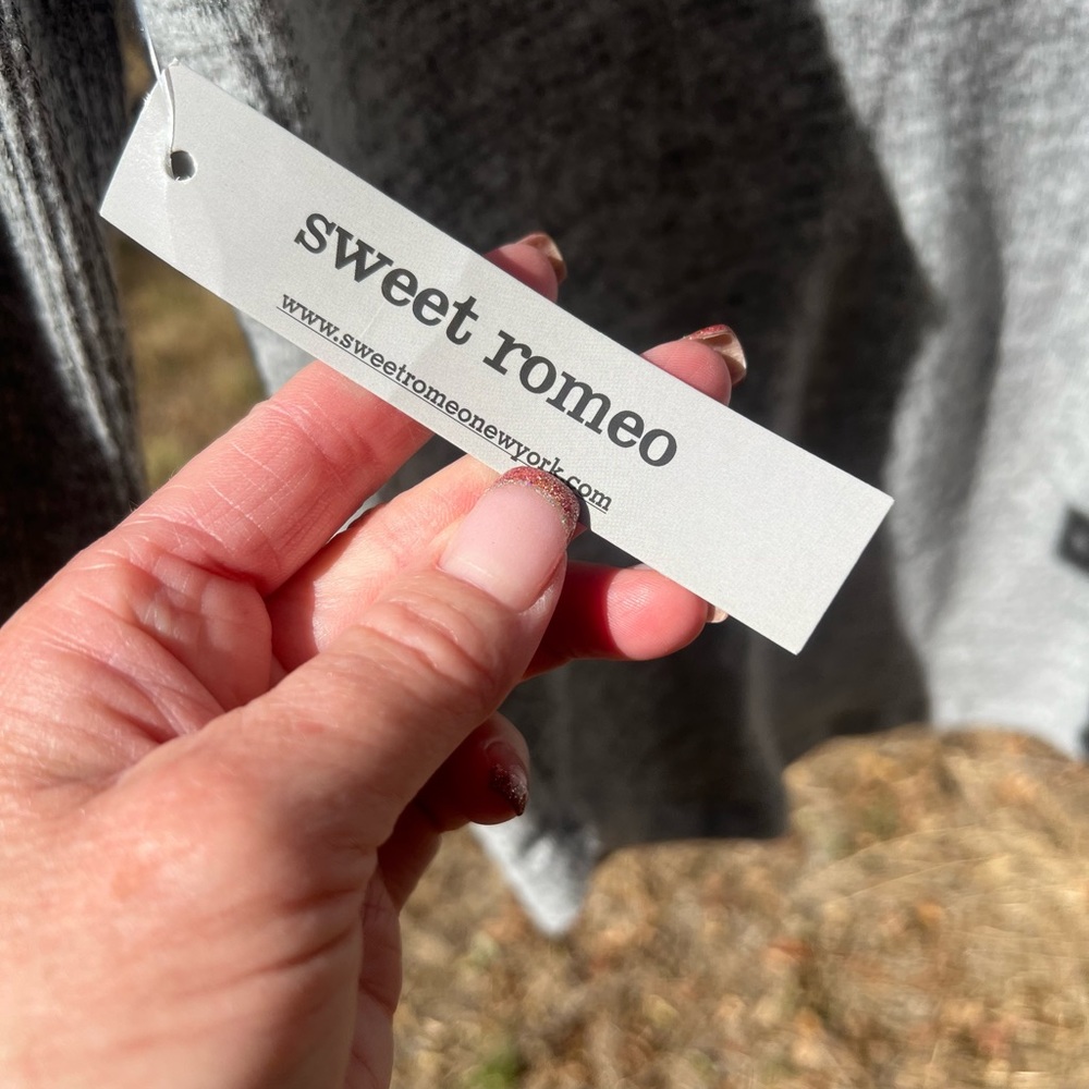 NWT Sweet Romeo Gray Sweater - Picture 5 of 8